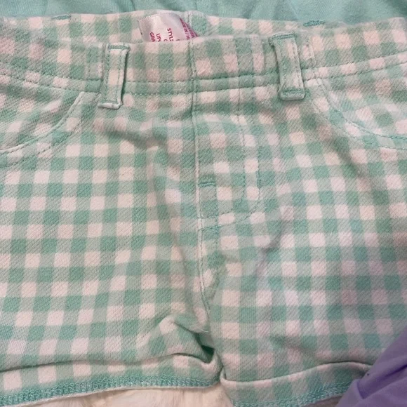 18 piece 7shorts,2pants,4shirts,5 onesies. Good condition. 6-9 months.. - Picture 15 of 16